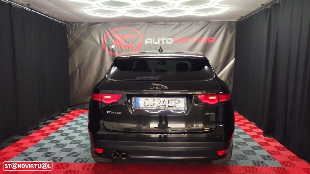 Jaguar F-Pace 2.0 i4D Portfolio AWD Aut. - 6