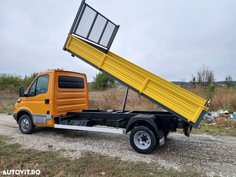 Iveco Daily  35 65  70 max. autoriz 3,5 t cat. B basculabil pe 3 parti - 22
