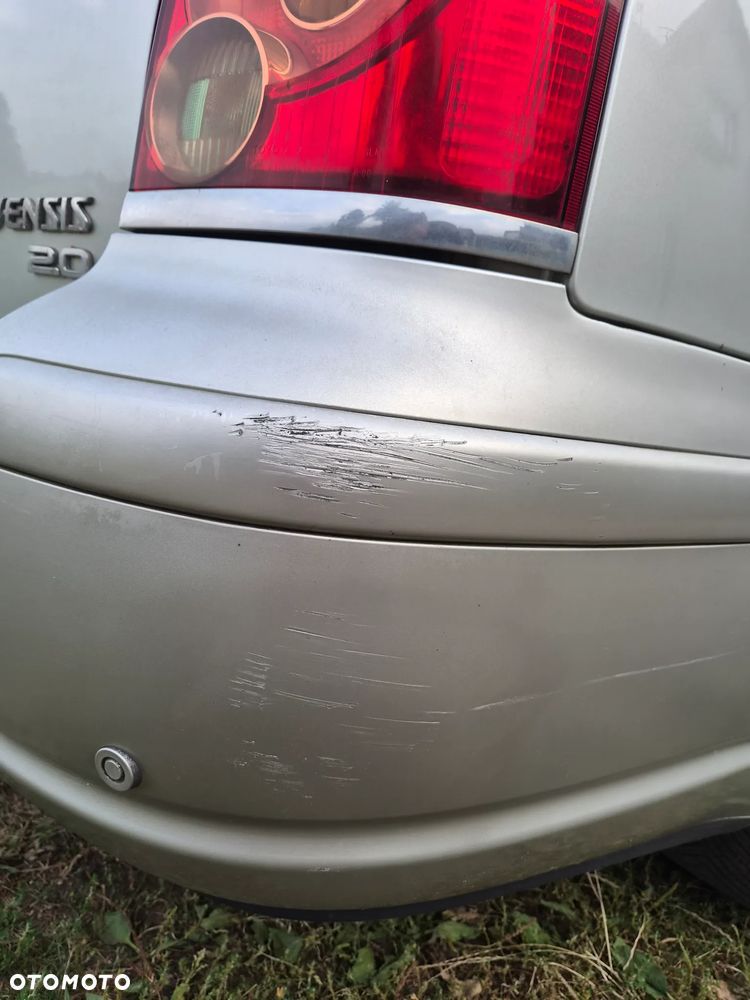 Toyota Avensis 2.0 VVT-i Sol - 30