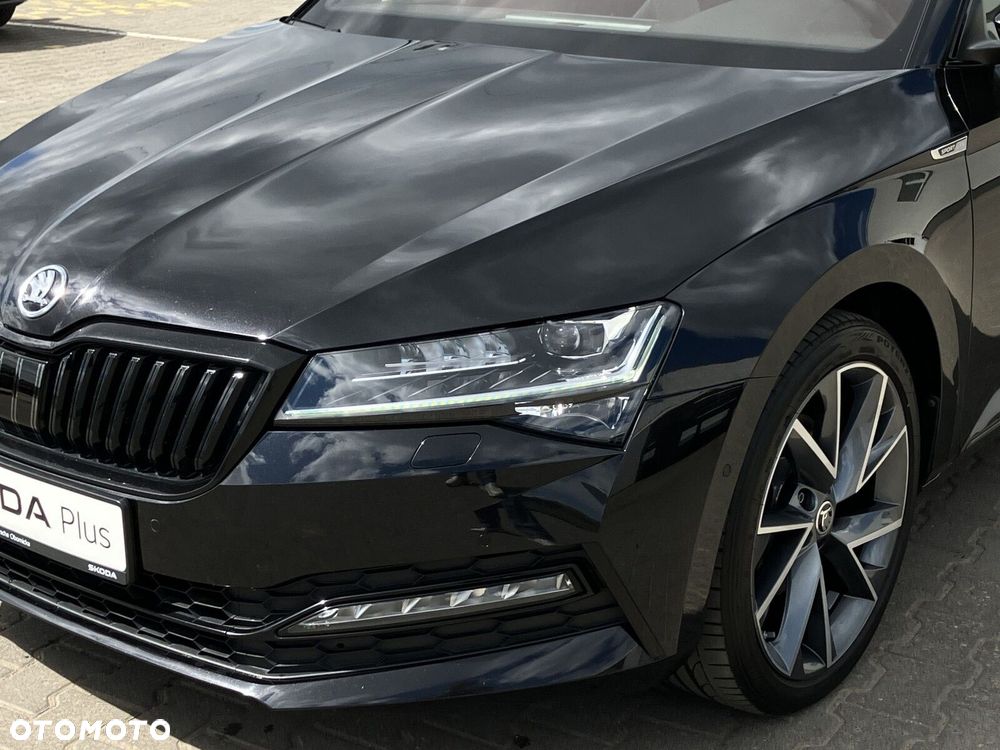 Skoda Superb 2.0 TDI SCR Sportline DSG - 11