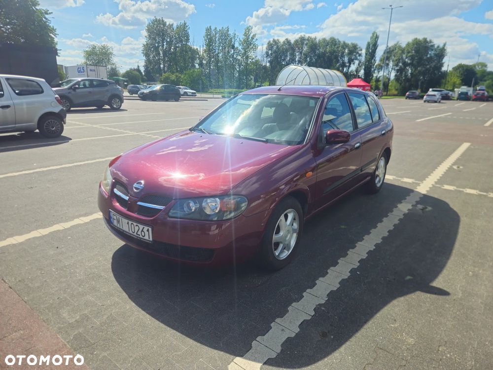 Nissan Almera - 8