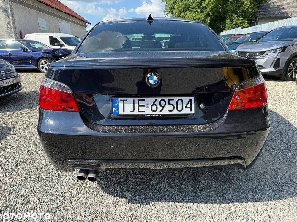 BMW Seria 5 523i - 8