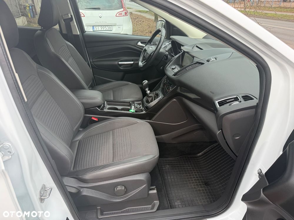 Ford Kuga 1.5 EcoBoost FWD Titanium ASS GPF - 13