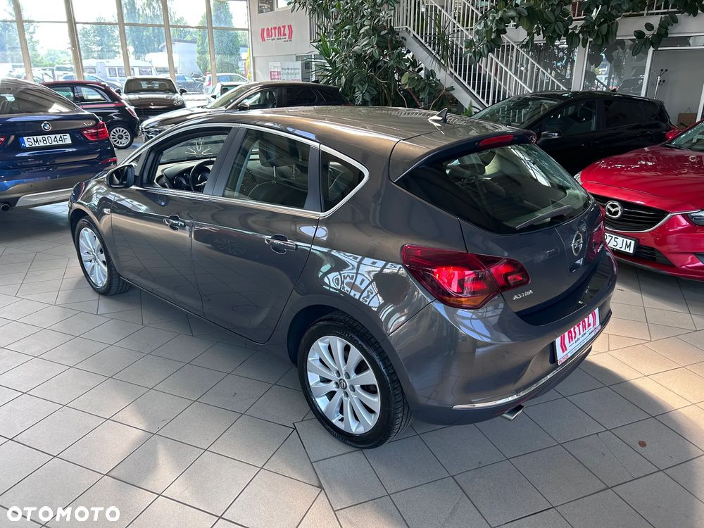 Opel Astra 1.4 T Cosmo S&S EU6 - 12