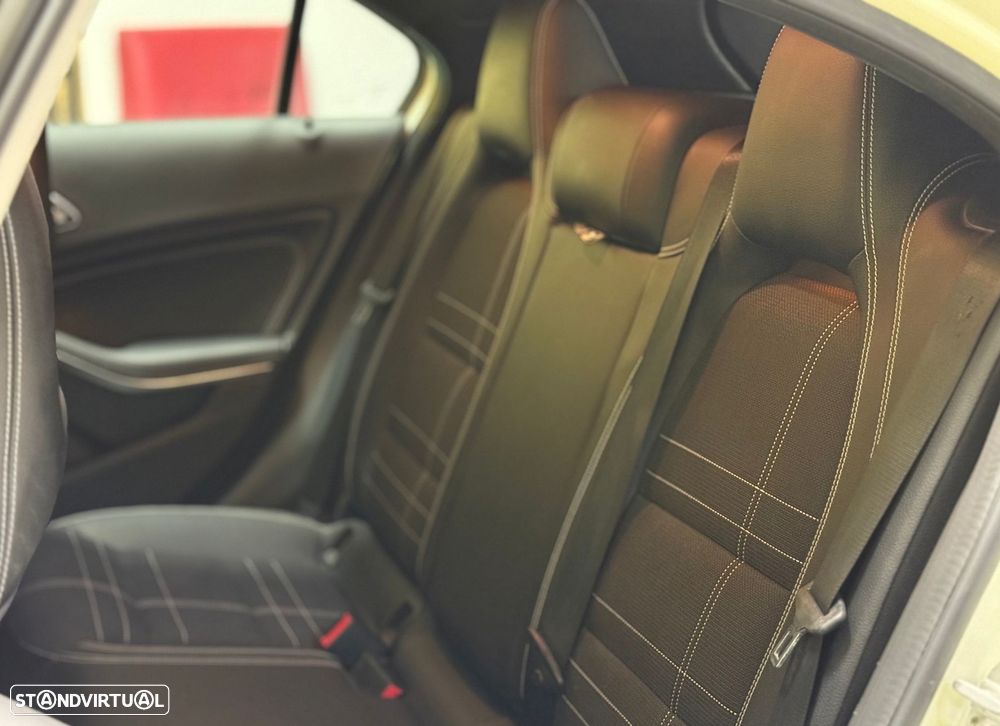 Mercedes-Benz A 180 CDI BE Urban - 22