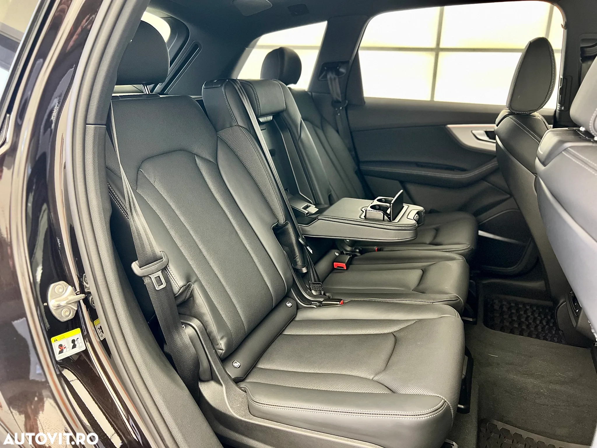 Audi Q7 55 TFSI e quattro Tiptronic PHEV Basic - 37