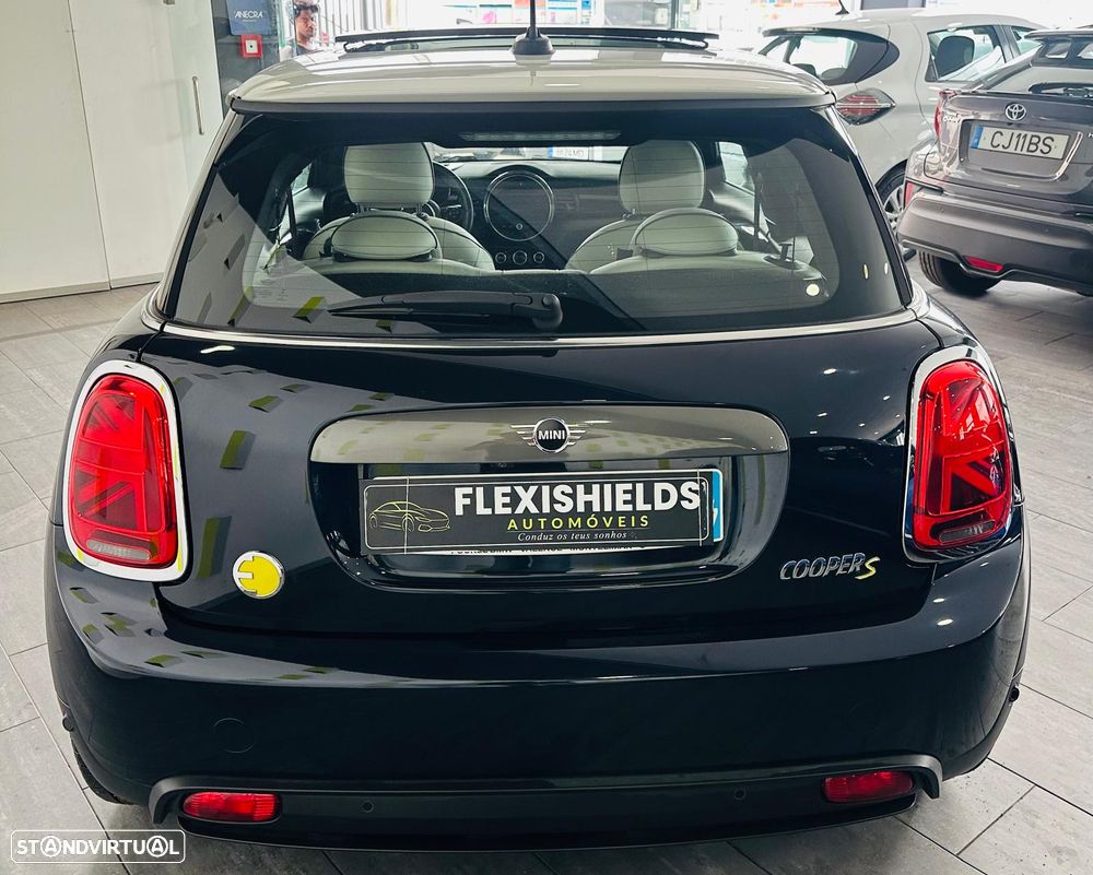 MINI 3 Portas Cooper SE - 8