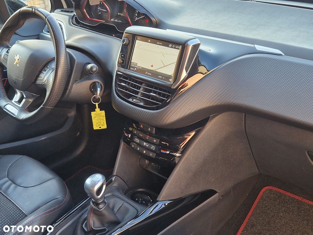 Peugeot 2008 PureTech 130 Stop&Start GT-Line Edition - 16