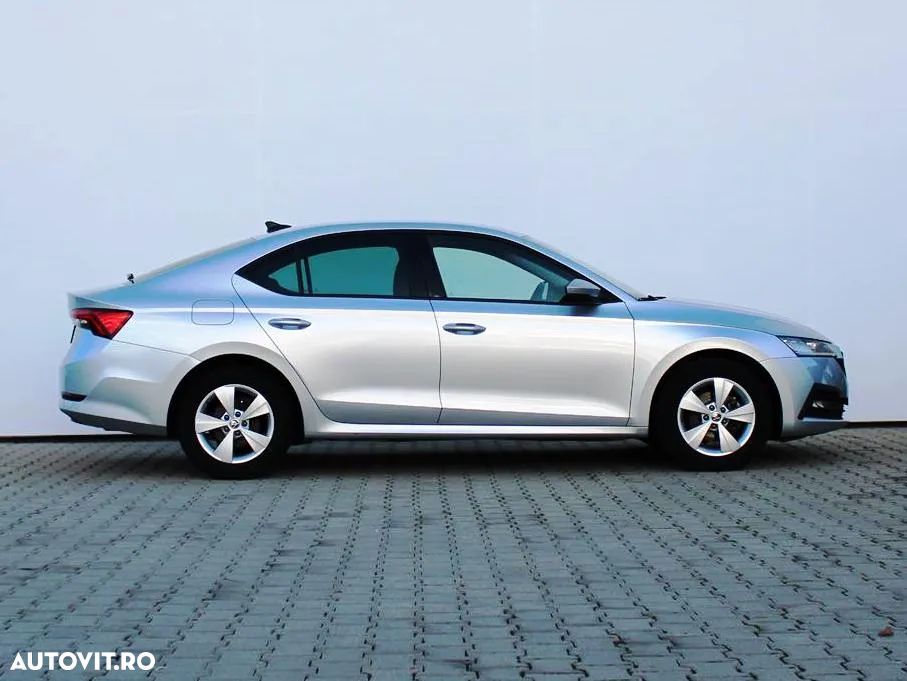 Skoda Octavia 1.5 TSI Ambition - 6