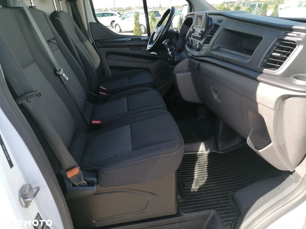 Ford Transit Custom - 25