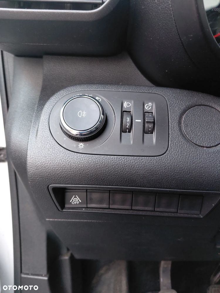 Opel Combo 1.5 D Start/Stop - 17