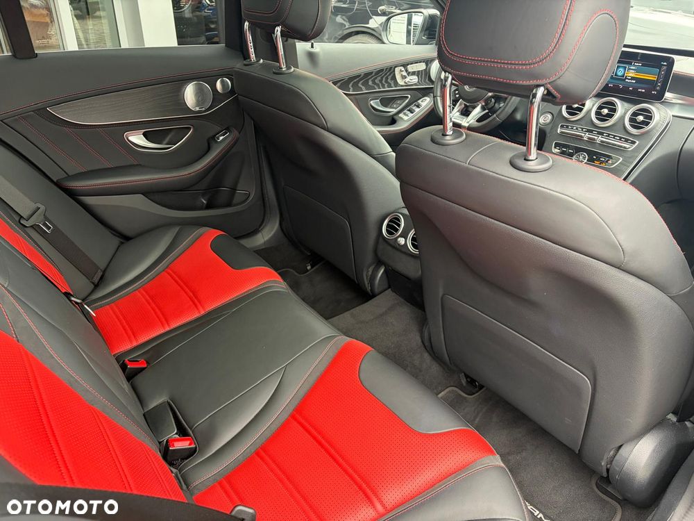 Mercedes-Benz Klasa C AMG 63 AMG Speedshift MCT 9G - 20