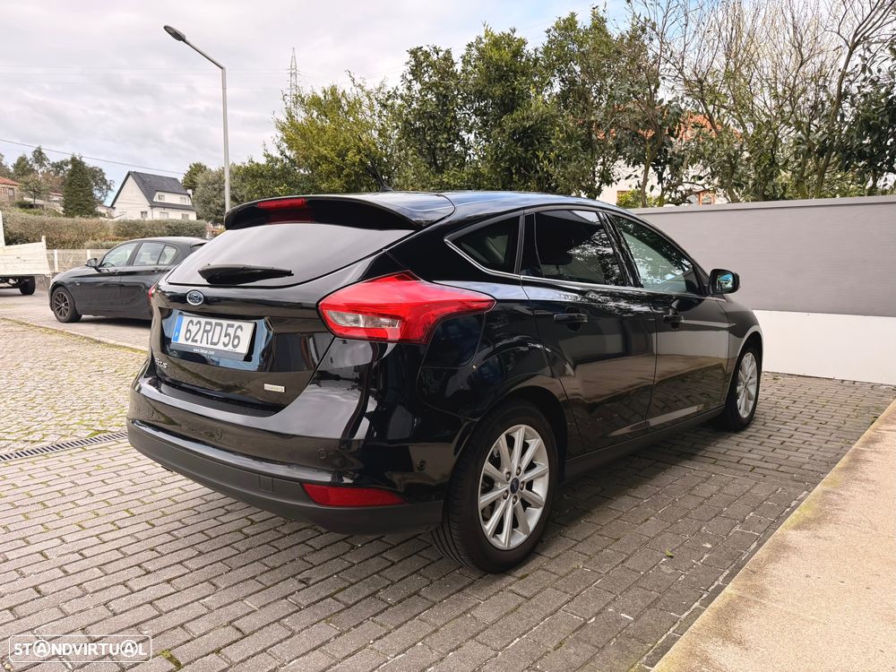 Ford Focus 1.0 EcoBoost S&S TITANIUM - 7