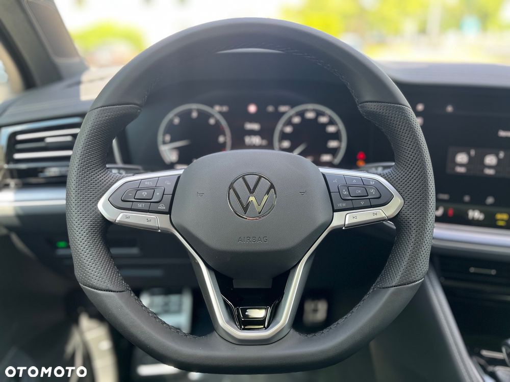 Volkswagen Touareg V6 TDI SCR 4Motion FINAL EDITION - 18