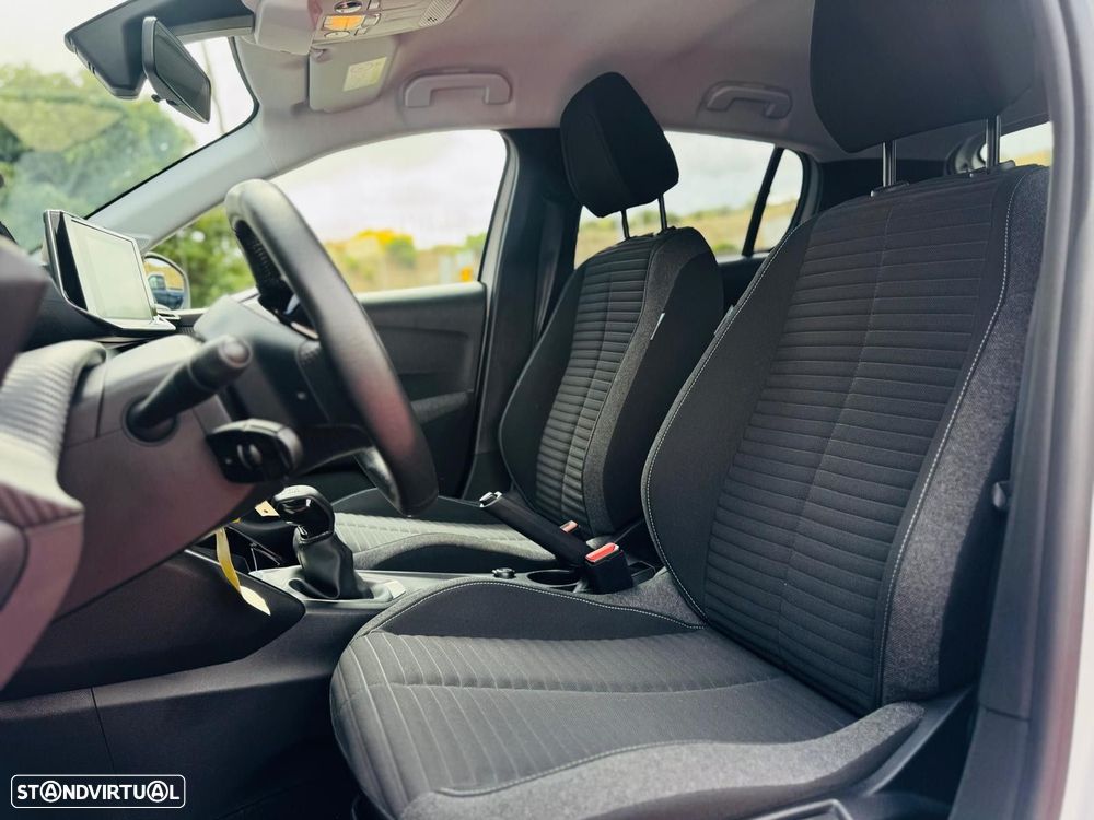 Peugeot 208 1.2 PureTech SE Style - 18