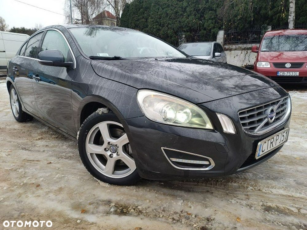 Volvo S60 - 4