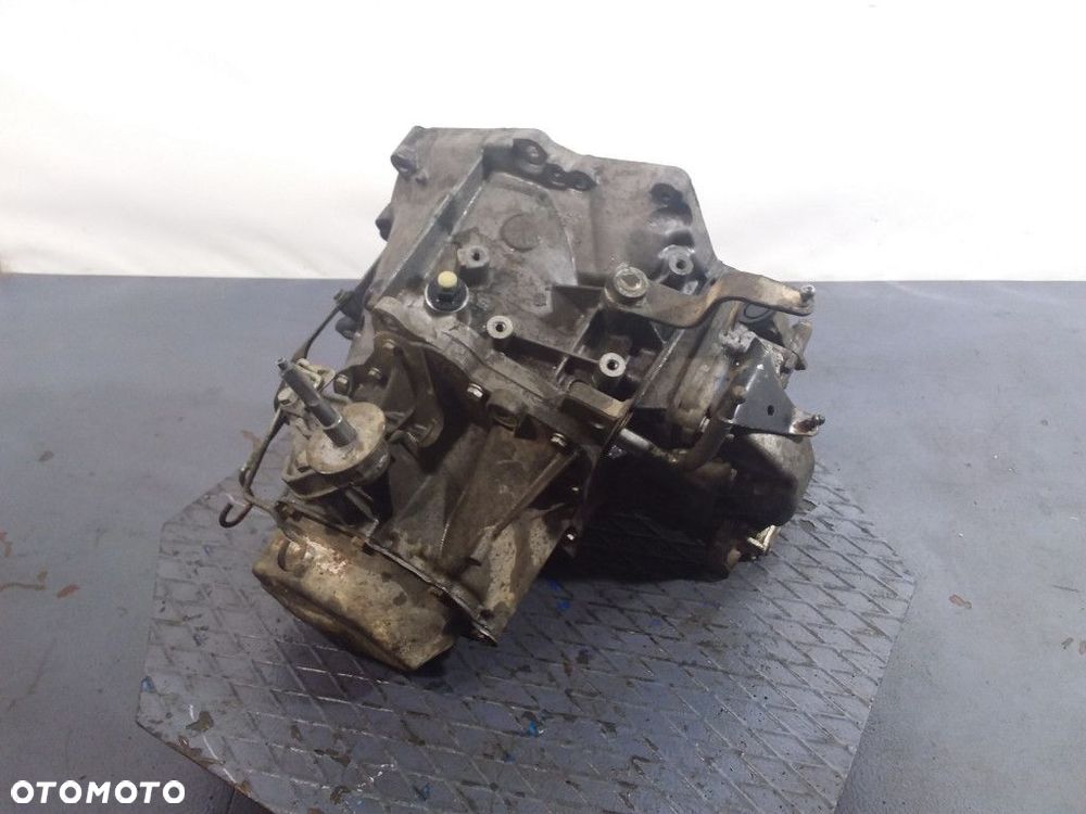 CITROEN BERLINGO I LIFT 1.6 HDI SKRZYNIA BIEGÓW MANUALNA 9680886910 - 2