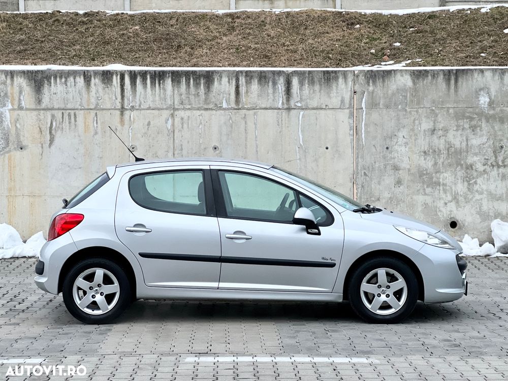Peugeot 207 95 VTi Urban Move - 2