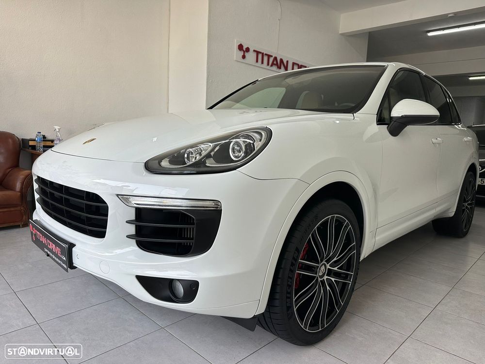 Porsche Cayenne Tiptronic S - 2