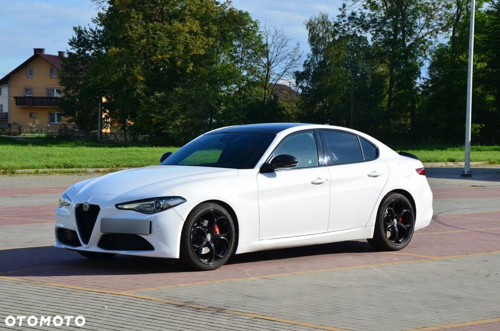 Alfa Romeo Giulia 2.0 Turbo 16V AT8 Veloce Ti - 1