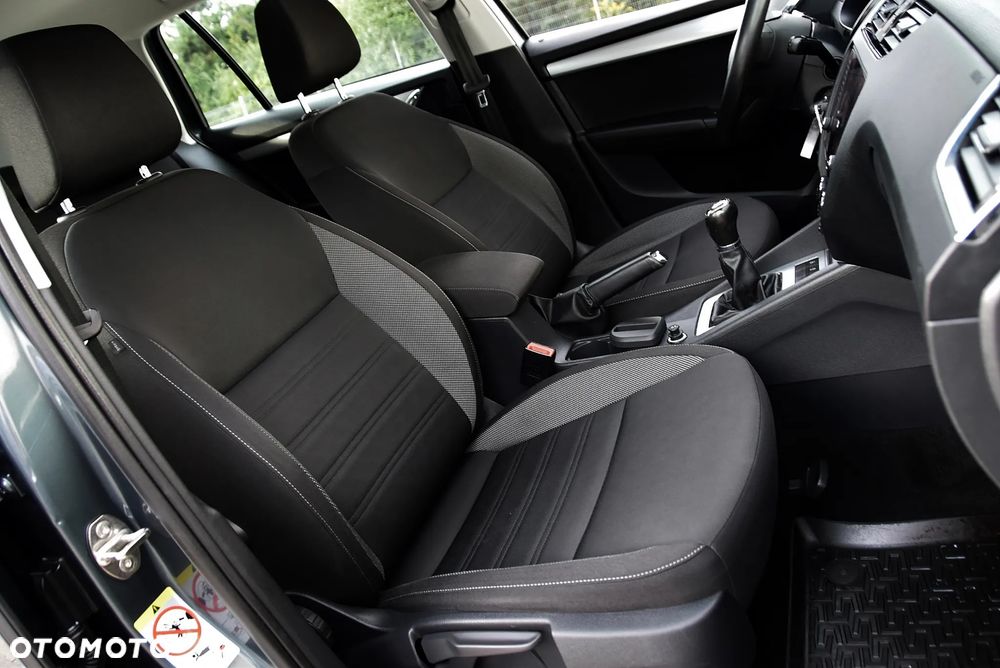 Skoda Octavia 2.0 TDI SCR 4x4 Ambition DSG - 18