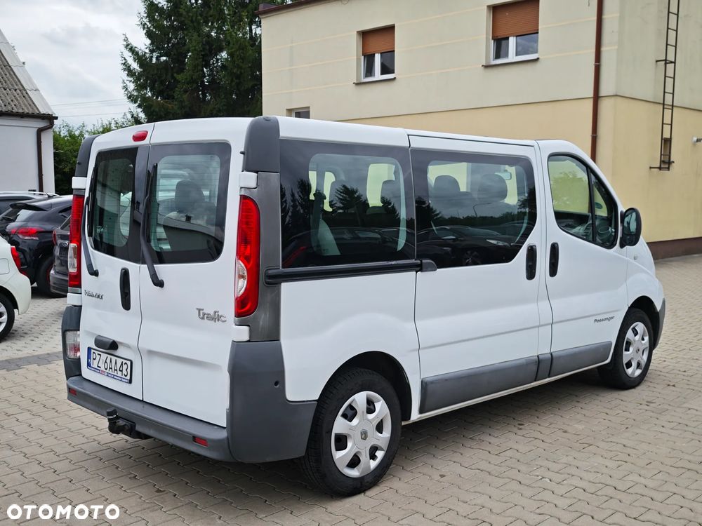 Renault Trafic L1H1 Passenger Lux - 6