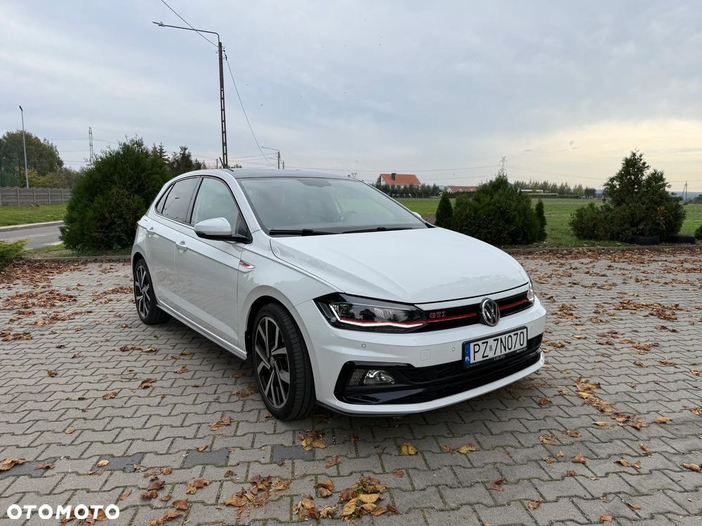 Volkswagen Polo 2018 photo 2