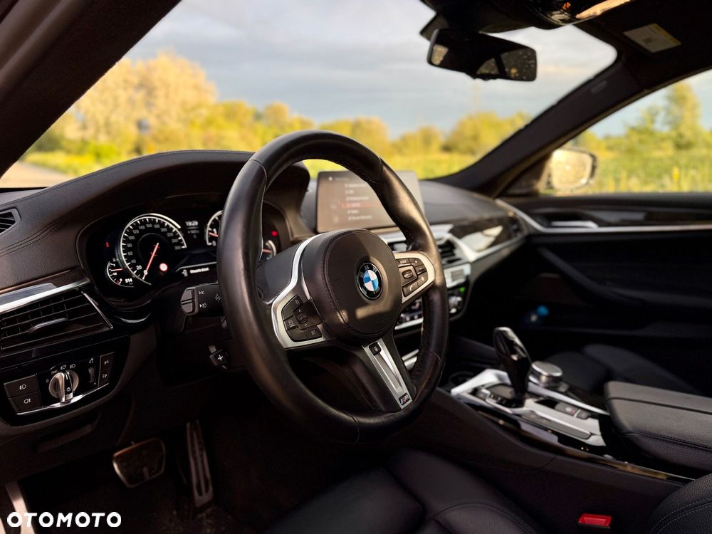 BMW Seria 5 530i xDrive M Sport sport - 8