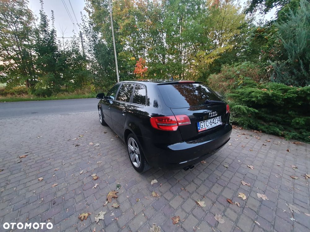 Audi A3 Sportback 2.0 TDI DPF S tronic Ambiente - 5