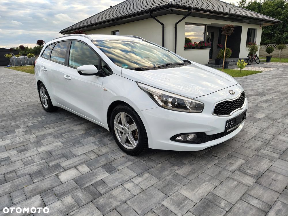 Kia Ceed 1.6 GDI Platinum Edition - 2
