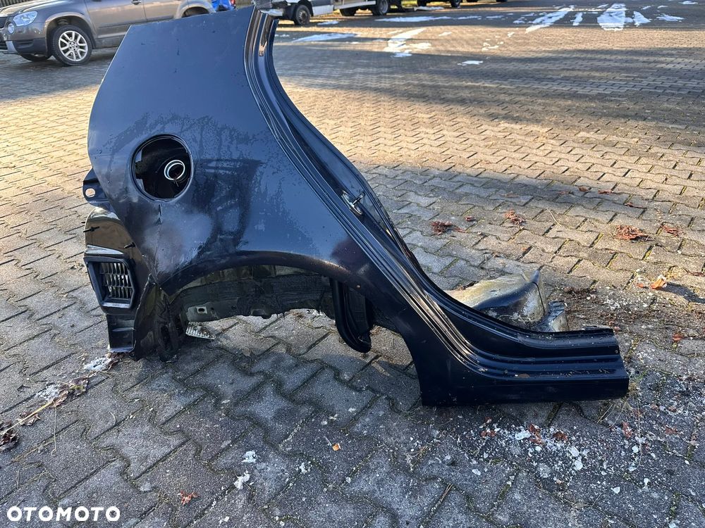 Ćwiartka, błotnik prawy tył VW Golf V 5 5D HB - 2