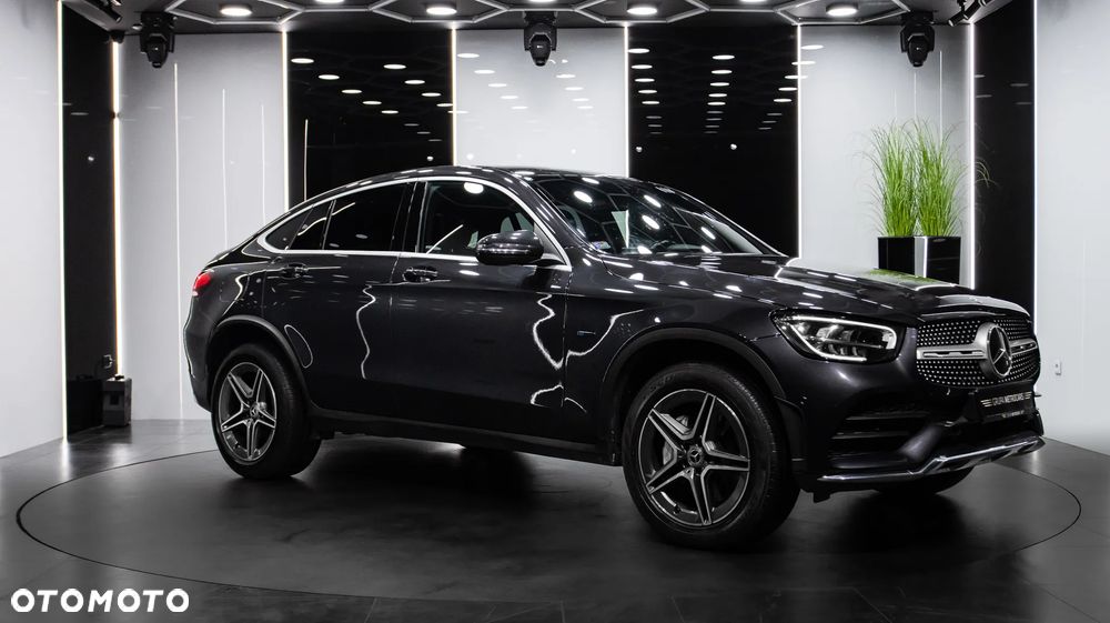 Mercedes-Benz GLC 300 e 4-Matic Business Edition - 9