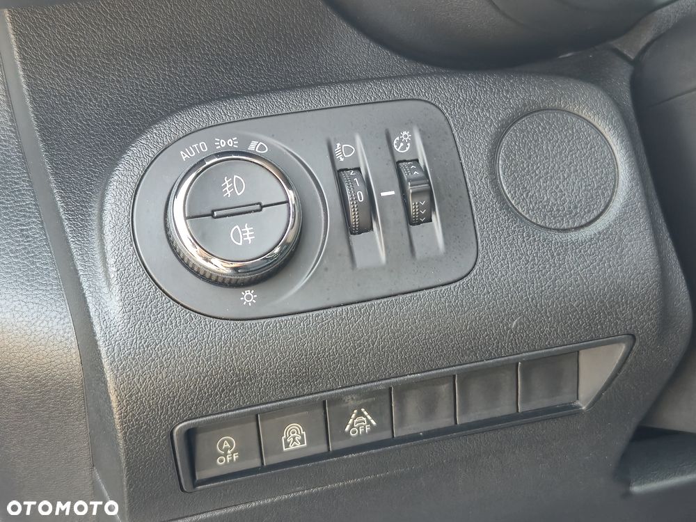 Opel Combo - 11