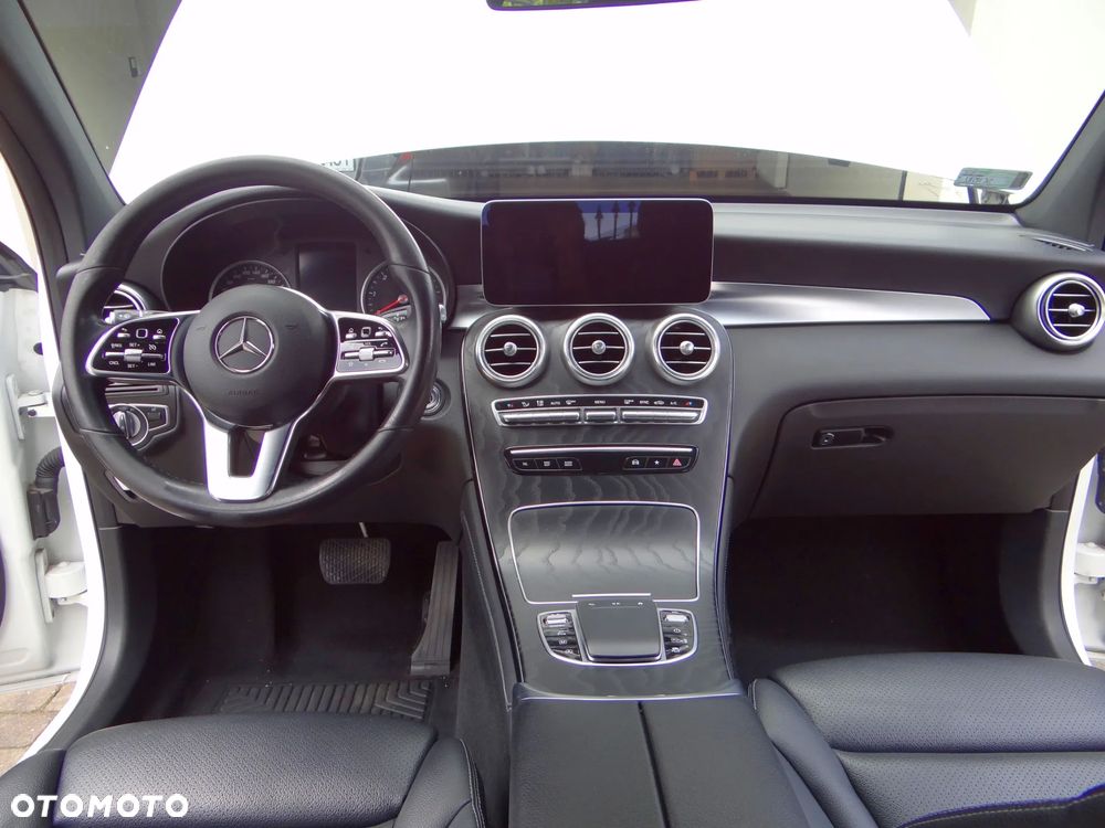 Mercedes-Benz GLC 200 d Business Edition - 25