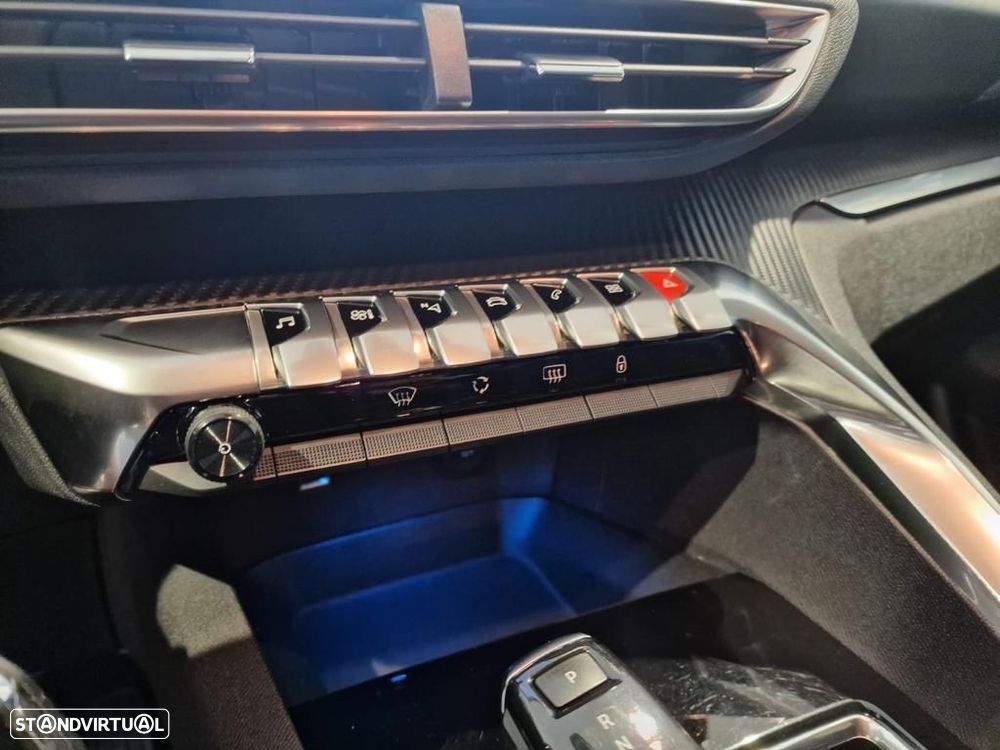 Peugeot 3008 BlueHDi 130 Stop & Start EAT8 Active - 16