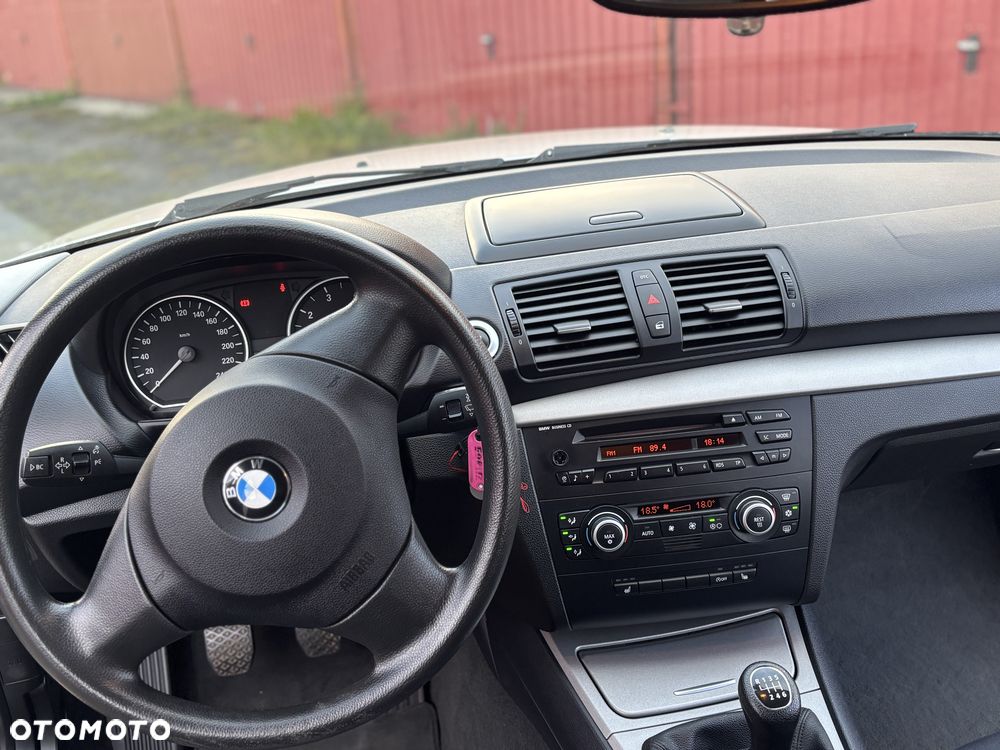 BMW Seria 1 - 8