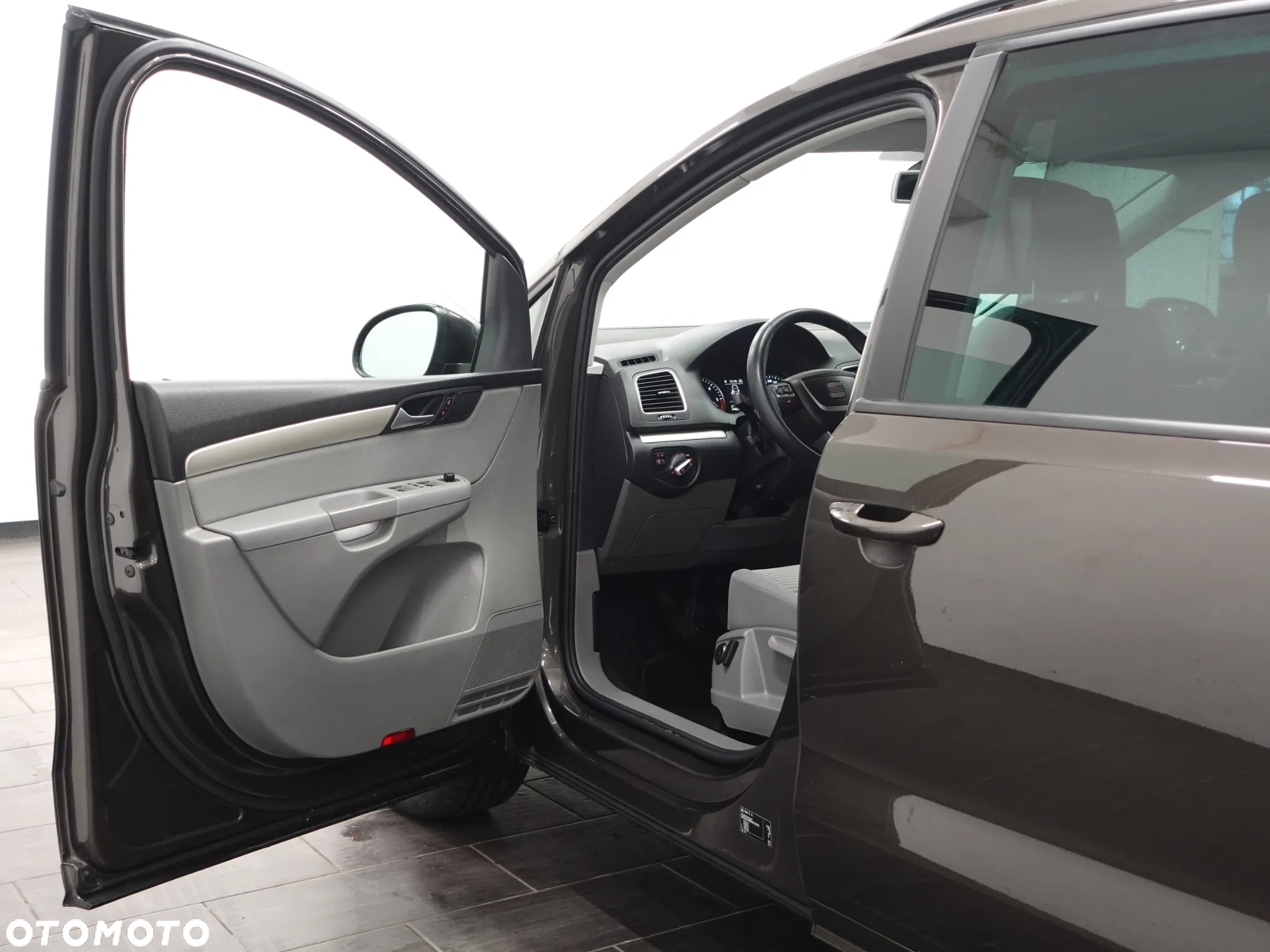 Seat Alhambra 2.0 TDI Ecomotive 4Kids - 18