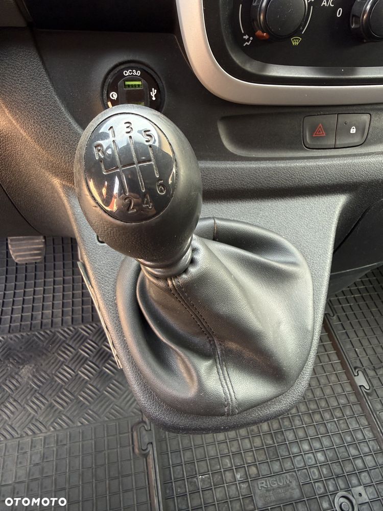 Renault TRAFIC - 14