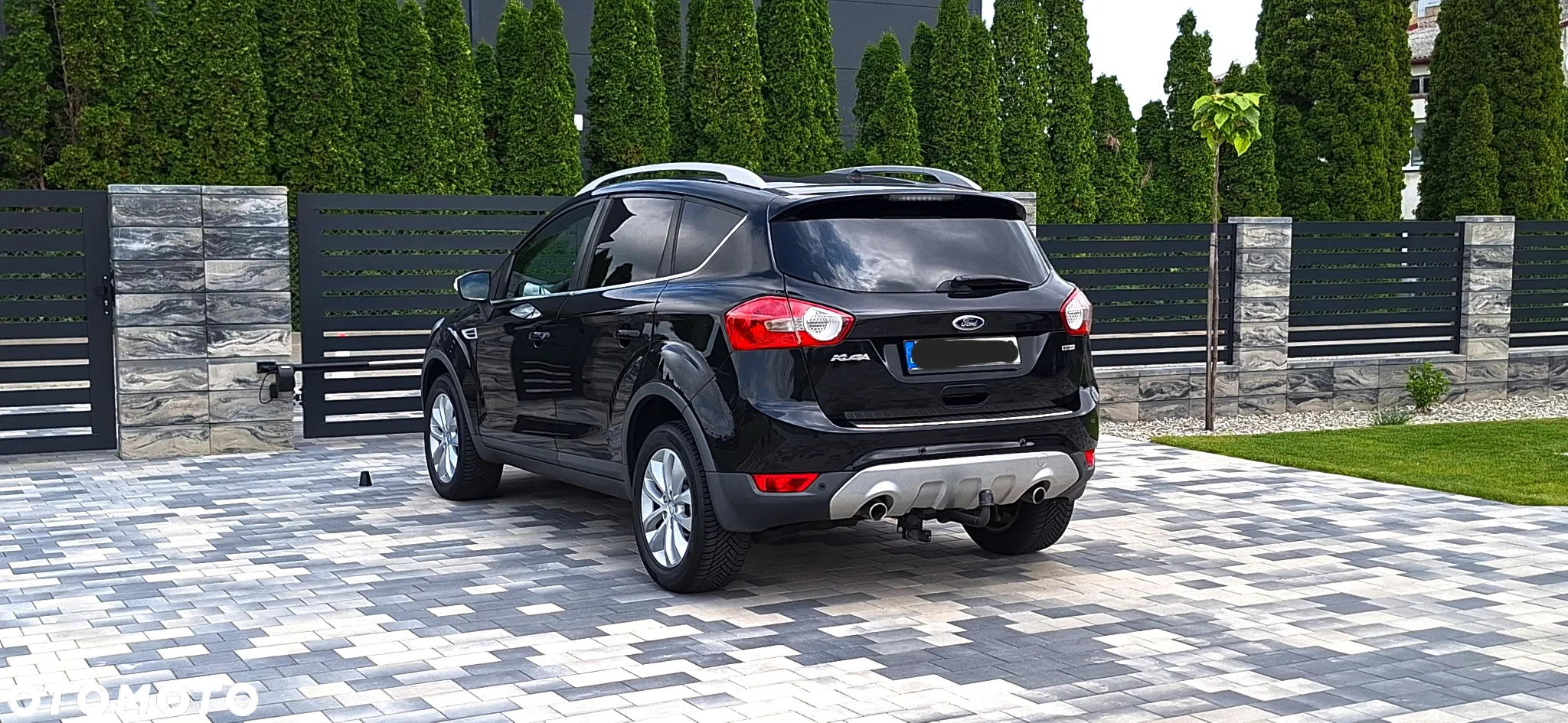 Ford Kuga 2.0 TDCi 2x4 Titanium - 10