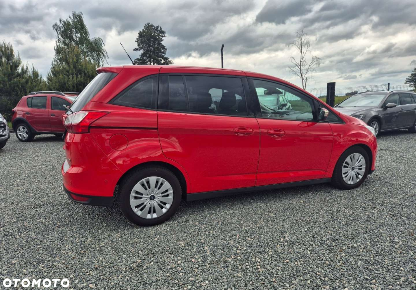 Ford Grand C-MAX - 33