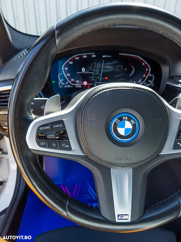 BMW Seria 5 530e Aut. M Sport Edition - 20