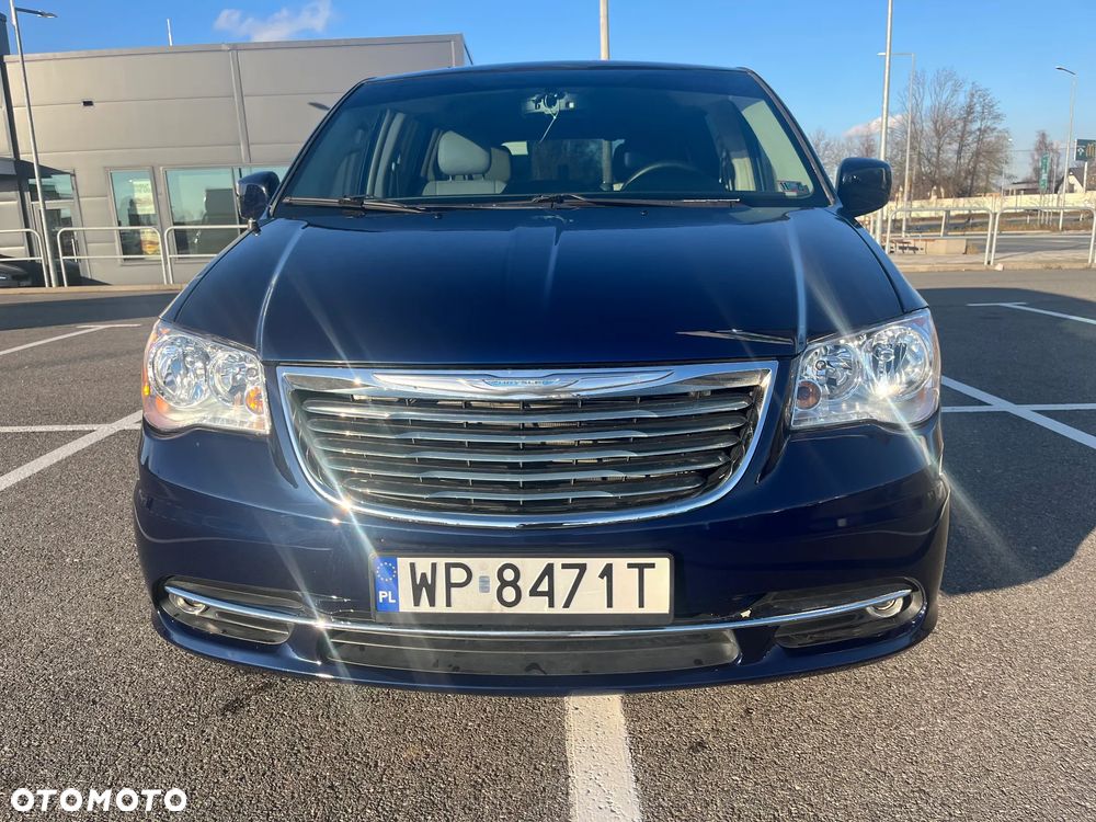 Chrysler Town & Country 3.6 Limited - 2