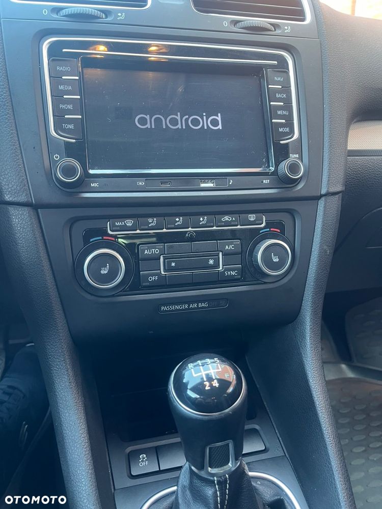 Volkswagen Golf 1.6 TDI DPF BlueMotion Technology MATCH - 14