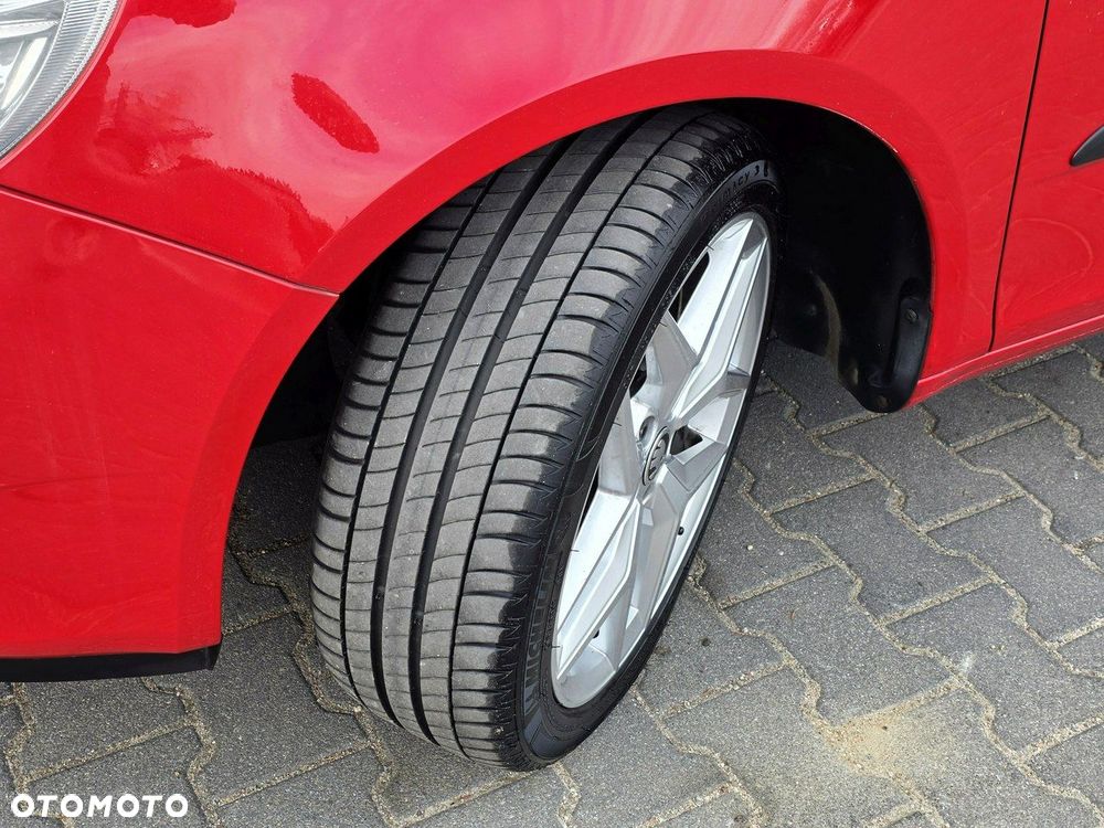 Skoda Fabia 1.2 HTP Ambition - 27