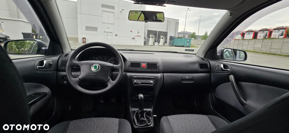 Skoda Octavia 1.6 Active - 18