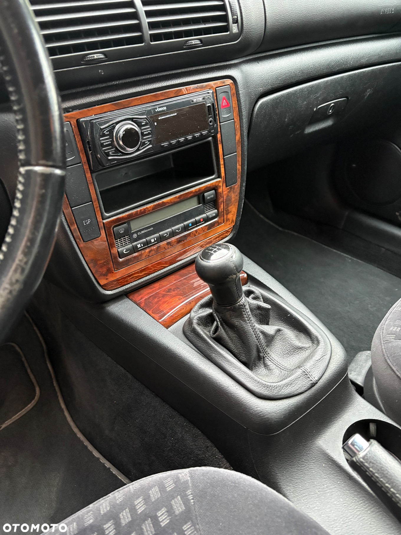 Volkswagen Passat 1.9 TDI Basis - 8