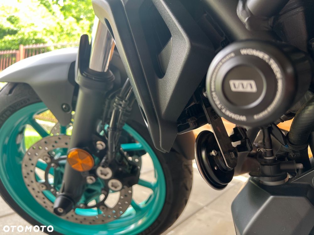 Yamaha MT - 5