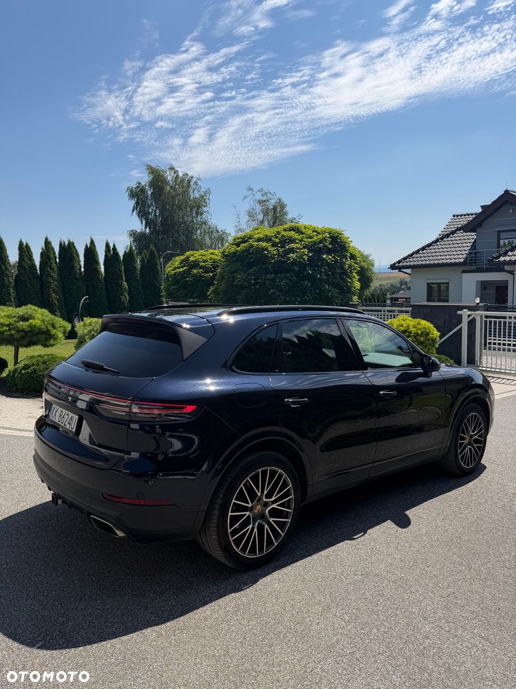 Porsche Cayenne - 5