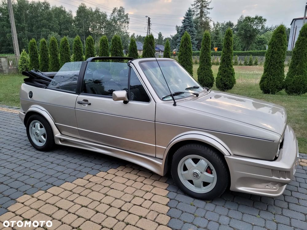 Volkswagen Golf - 9