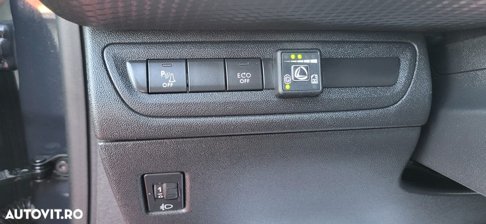 Peugeot 2008 1.2 VTi Access - 9